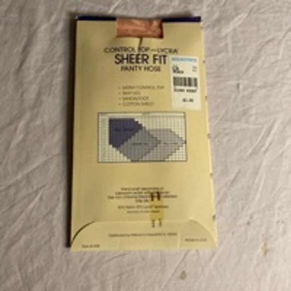 Vintage Sheer Fit Pantyhose Peach S/M Mervyn’s Control Top NIP - Picture 3 of 3
